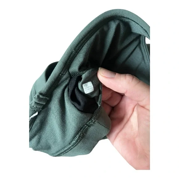 LULULEMON Flow Y Bra Nulu Light Support A-C Cups w Pads NWOT size 10 square tag - Picture 8 of 8